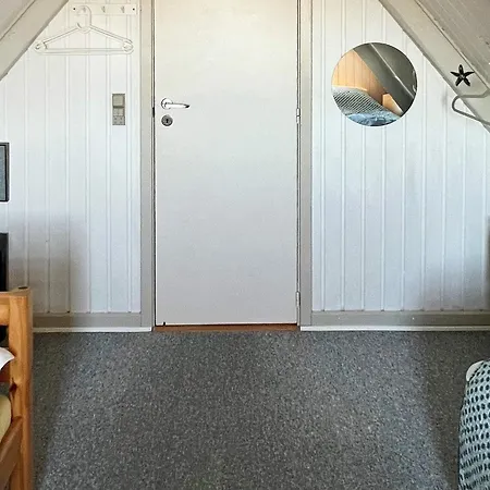 Strandgardsvej Iii *